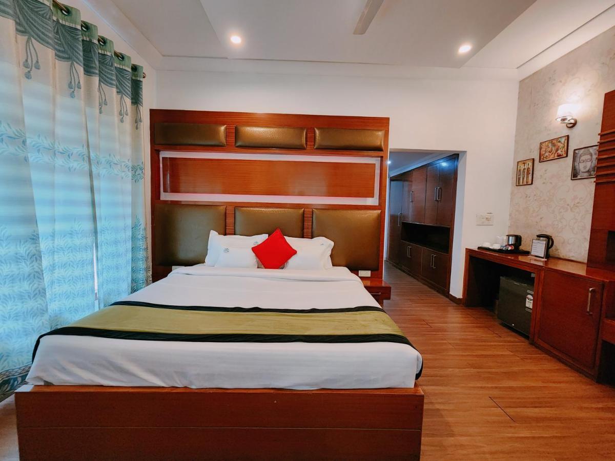 Hotel Bliss Kasauli Extérieur photo